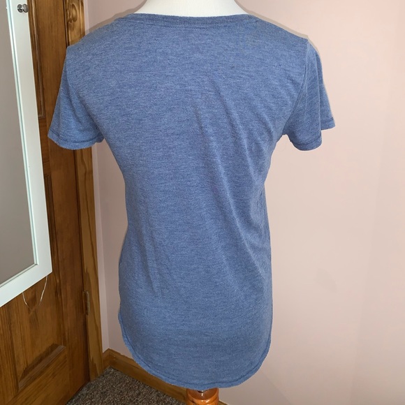 Blue Perfect Tee v-neck from SO - Picture 2 of 3